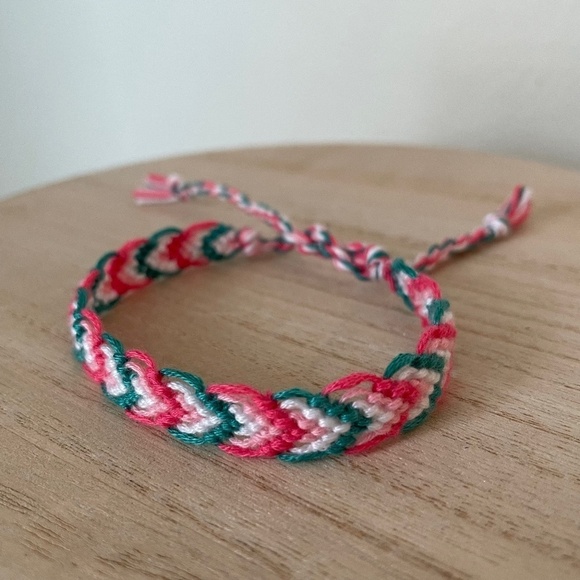 10/$25 Bright Pink Turquoise Woven Bracelet - Picture 1 of 1